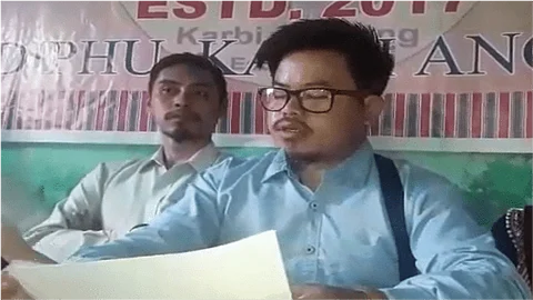 कांगटिलांगस दै बाज्रुमनि मुंखौ सोलायनो मोना: कार्बि फरायसा आफाद