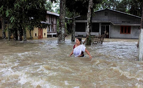 आसाम-अरुनाछल सिमायाव थानाय मोनब्रै जिल्लाफोरखौ दै बानानि सांग्रांथि जानो खावलायदों