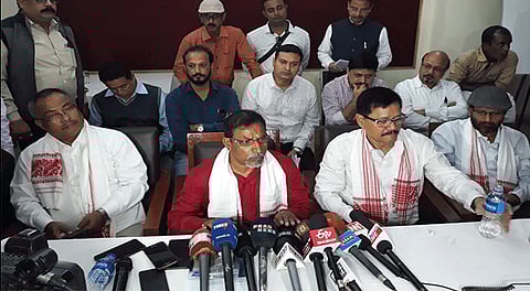 सरकारजों सावरायगासिनो थानाय ULFA नि दैदेनगिरिफोरा बेंगलि आफादफोरजों सावरायदों