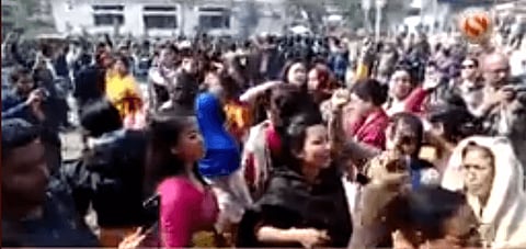 गुवाहाटीआव आलादा राज्यो बड’लेन्डनि दाबि