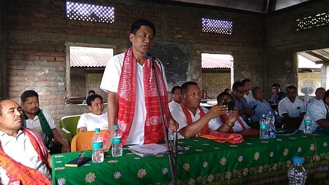 थाबैनो बर' कसारी गावखुंथाइ गौथुम सोरजिनायनि इउ बि पि अ' आ दाबि दैखांदों