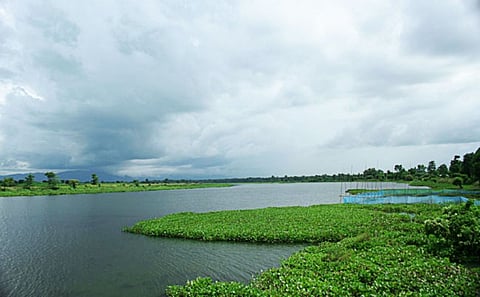 गुवाहाटी गोजौ बिजिरसालिया दिसपुरखौ दैब'बारिफोरखौ साखोन सिखोनै दैदेनलांनो खावलायदों
