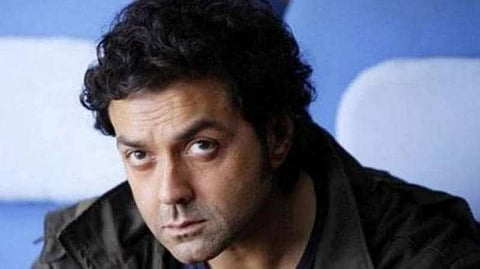 बलीउदनि फावखुंगुर सालमान खाननि रेस 3 सावथुनाव सिद्धार्थ मालहत्रनि बदलै बबी देउलखौ लाबोबाय