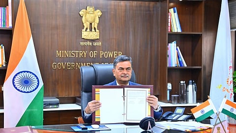 Singh: bilateral cooperation in RE