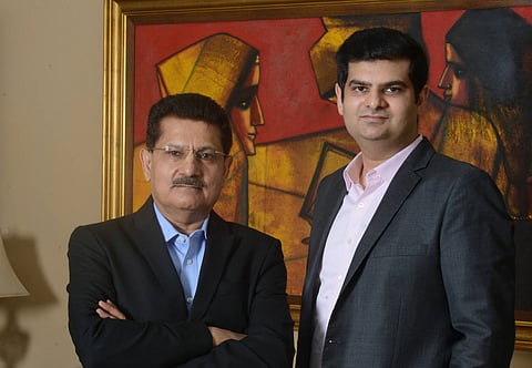 Sharma and son Ameve: immense knowledge of ayurvedic medicine