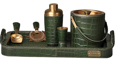 Debonair bar tray and cocktail set