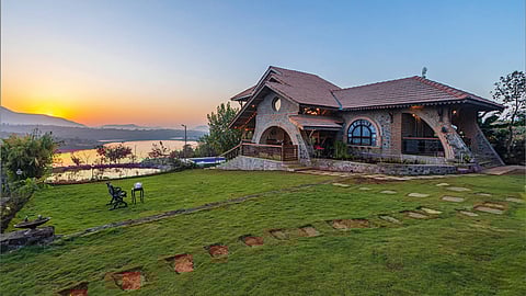 L’Attitude villa - SaffronStays