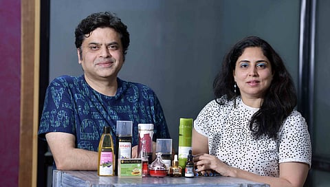 Sarda and Tuli: early adopters of the internet; Photo: Sanjay Borade