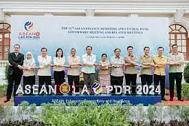 India-ASEAN FTA has become a knotty factor in the ongoing review of the trade pacts by India