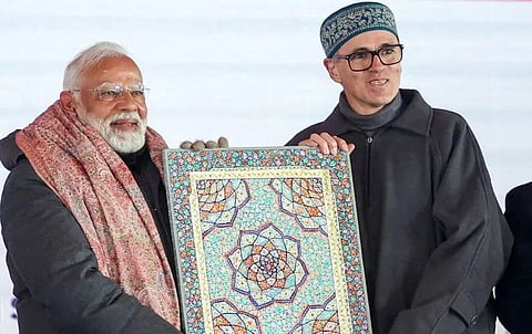 Modi with Omar: signs of calming