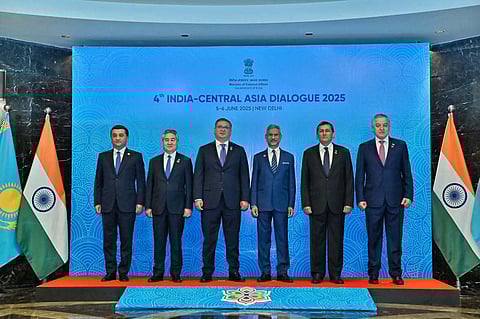Jaishankar with representatives of the five central Asian countries: making a beginning