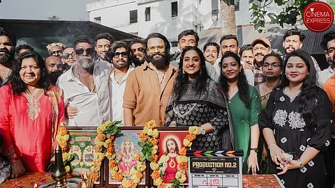 Jayasurya and Vinayakan's new film goes on floors