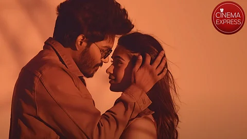 Dubbing wraps in Dev-Devika's Yolo