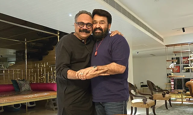 (L to R) Prakash Varma, Mohanlal