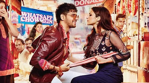 Sidharth Malhotra kidnaps grooms and romances Parineeti Chopra in Jabariya Jodi trailer