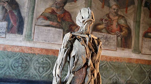 The Beauty of Natural Wooden Human Sculptures