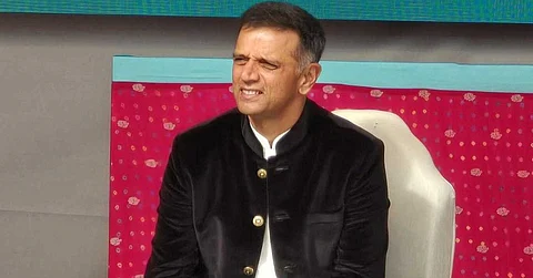Paris Olympic 2024 : मनु भाकर की जीत पर खुश हुए राहुल द्रविड़, बोले कई सालों के त्याग का है रिजल्ट