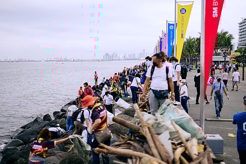 SM Prime Holdings, SM Cares, SM By the Bay team up at recent International Coastal Cleanup