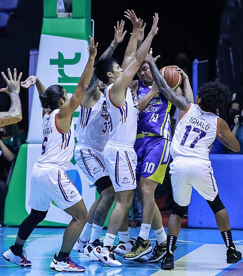 The Road Warriors had already made some movements, trading talented swingman Calvin Oftana and big man Raul Soyud, but ending up with top overall rookie pick Brandon Ganuelas-Rosser. Photo by Rio Deluvio