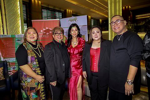 photographs courtesy of Jun muga
(from left) Sophia Therese Manimbo, Albert Andrada Mitzie Go Gil of Queen of Hearts Foundation, Gigi Alcantara of PH1’ World and Amir Sali.
