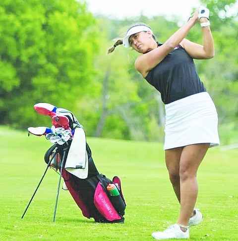 PHOTOGRAPH COURTESY OF SAMANTHA Bruce
SAMANTHA Bruce is five shots behind Nebraska’s Kelli Strand in the Green Wave Fall Classic in New Orleans, California.