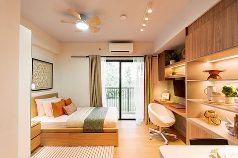 The 28 sqm studio unit. All units offer a lot of space with their 2.6m floor-to-ceiling height.