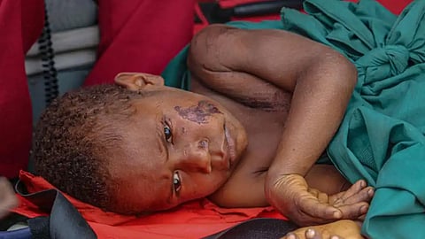 Volunteers rush to rescue PNG quake victims