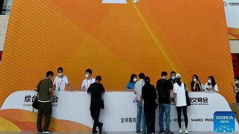 Pinoys forge through amid Covid backlash