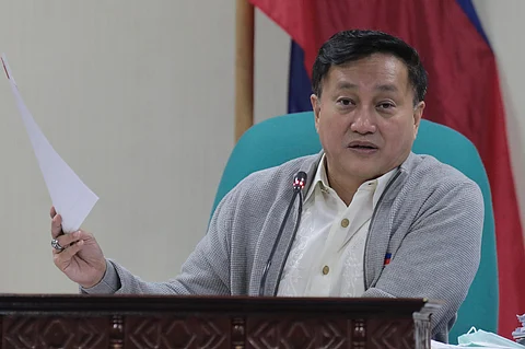 Photo courtesy of Senate PRIB
