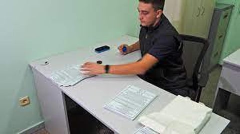 Russia holds breakaway polls in Ukraine