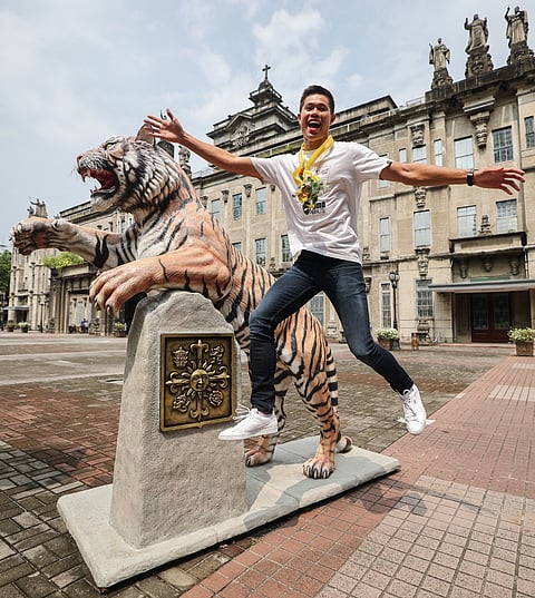 Roarin’ success Triumphant Ernest John ‘EJ’ Obiena, former student-athlete at the University of Santo Tomas, was given a Victory Homecoming celebration at his alma mater on Thursday, 29 September 2022, following his success at the international tournaments.