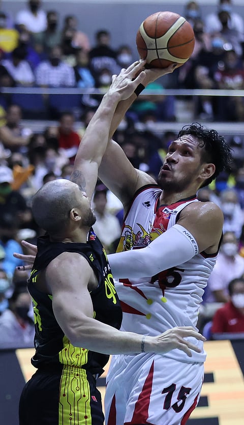 June Mar Fajardo and San Miguel Beer are headed for a killer stretch in the next seven months. | Photograph by Rio deluvio
for the daily tribune @tribunephl_rio