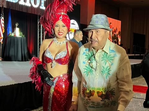 Photograph courtesy of anaKarylle/IG
Legendary referee Carlos Padilla takes the spotlight during the Nevada Boxing Hall of Fame enshrinement in Las Vegas last week.