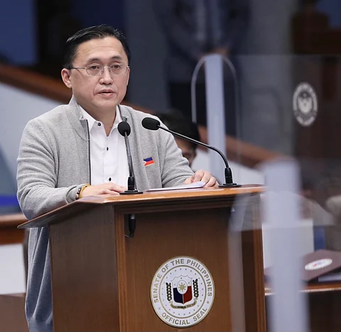 Go: 'Bagyo, hindi kaya pigilan. Ang korapsyon, kaya nating pigilan!'