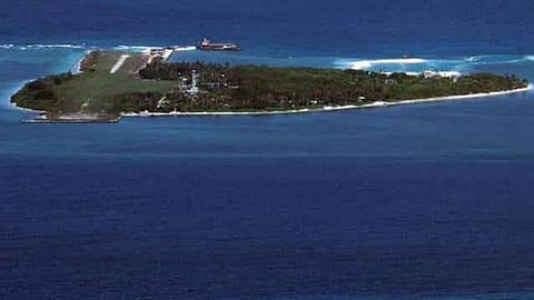 PCG collars 4 Vietnamese poachers