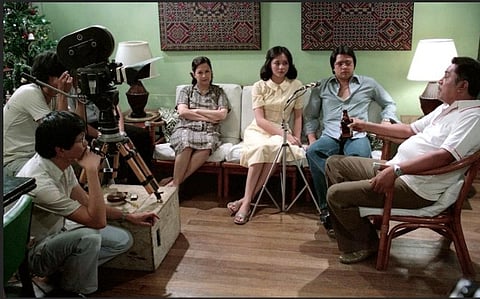 Mike de Leon (left, foreground) directs Charito Solis, Charo Santos, Jay Ilagan, and Vic Silayan in ‘Kisapmata’ (1981). | Photos courtesy of Mike de Leon