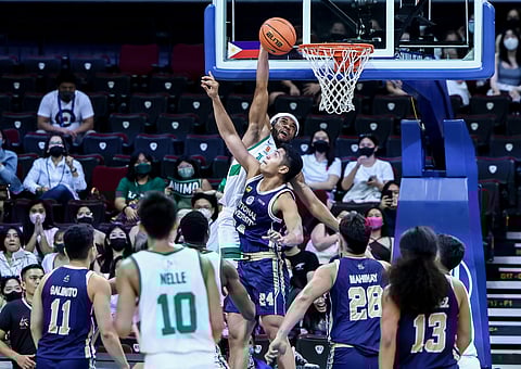 Photo by Rio Deluvio