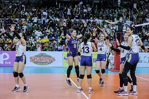 Photo by Rio Deluvio