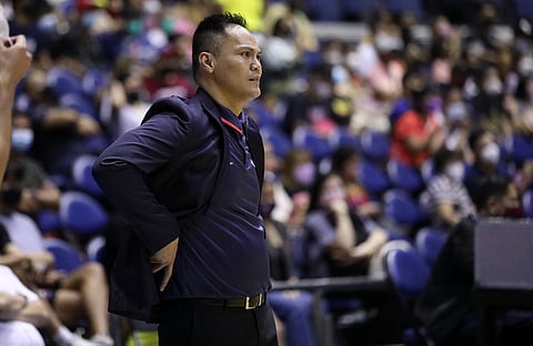PHOTOGRAPH COURTESY OF PBA
Chris Gavina gets a marching order of bringing a rugged brand of basketball to Taiwan.