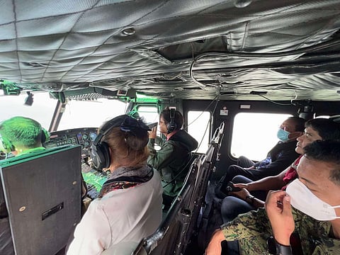President Ferdinand Marcos Jr. (third from left) conducting an aerial inspection of Maguindanao province on Tuesday, 1 November, accompanied by Governor Bai Mariam S. Mangudadatu, Public Works and Highways Secretary Manuel Bonoan, and Social Welfare Secretary Erwin Tulfo. (Photo courtesy of the Office of the Press Secretary)