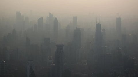 Global warming affects health in many different ways, from the immediate dangers of rising heat and extreme weather to longer-term food and water shortages, air pollution, and disease. (Photo: AFP)