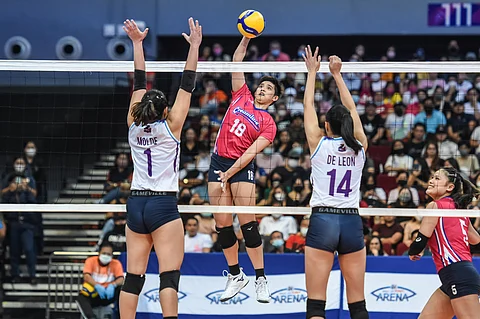 Tots Carlos leads Creamline to a four-set win over Choco Mucho in the PVL Reinforced Conference.