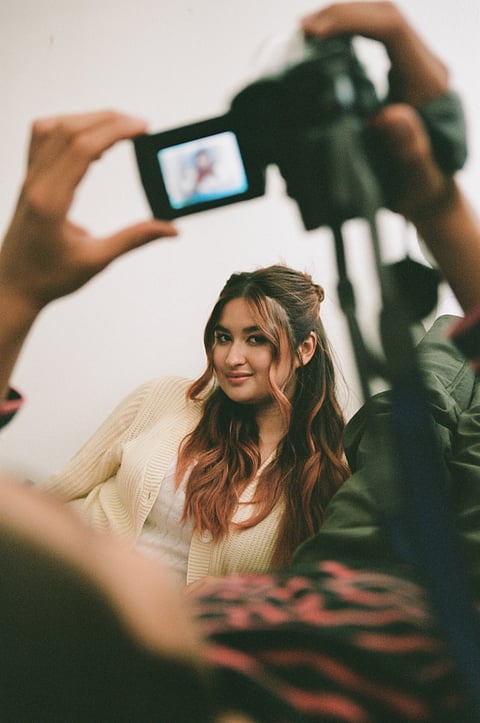 PHOTOGRAPH COURTESY
OF JORDAN RODRIGUEZ
/88 RISING
singer-songwriter
Stephanie Poetri.