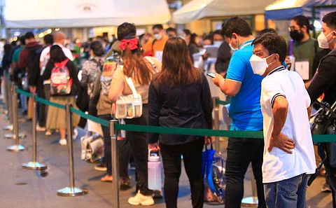 Thousands take final Bar exams