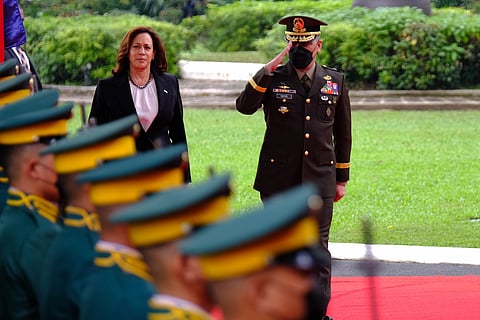United States Vice President Kamala Harris troops the line with Col. Moises Nayve, of the Armed Forces of the Philippines, during arrival honors at Malacañang Palace on Monday. | PHOTOGRAPH BY YUMMIE DINGDING FOR THE DAILY TRIBUNE @tribunephl_yumi
