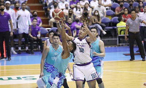 Converge books 6th straight win