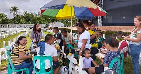 ‘Yolanda’ survivors move on