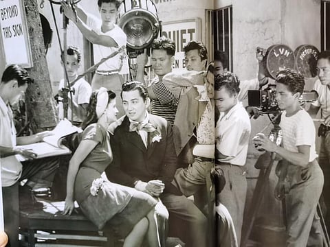 Rosa Rosal and Rogelio de la Rosa, 'Sarung Banggi' (1947).
