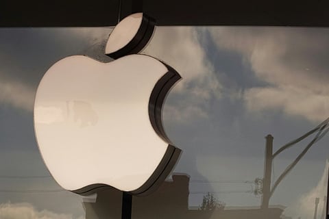 Apple beefs up iCloud defense