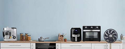 PHOTOGRAPH COURTESY
OF MAYER AND MISTRAL
Mayer and Mistral products.